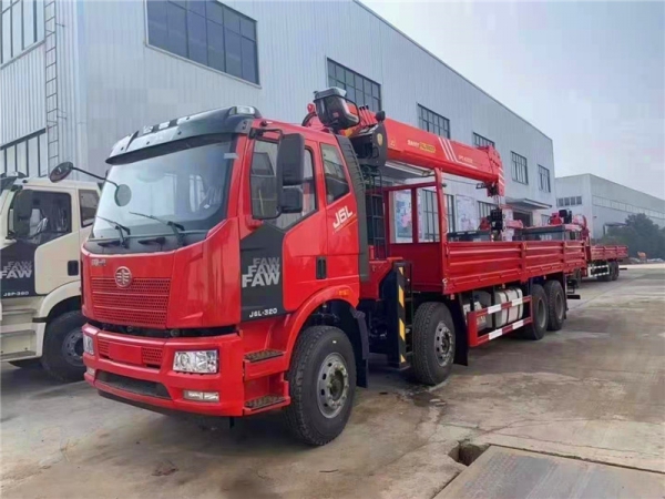 国六东风随专K5徐工8K单桥随车吊