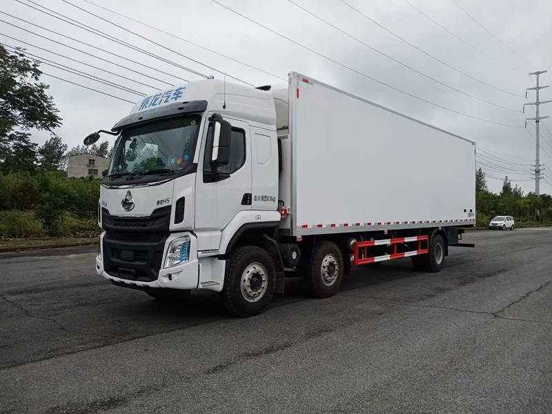 国六 江淮骏铃V6,4.2米蓝牌冷藏车