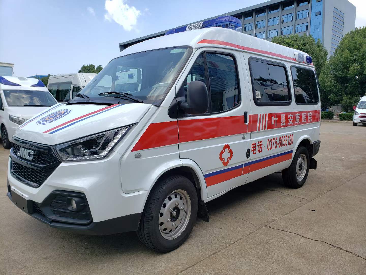 江铃特顺救护车