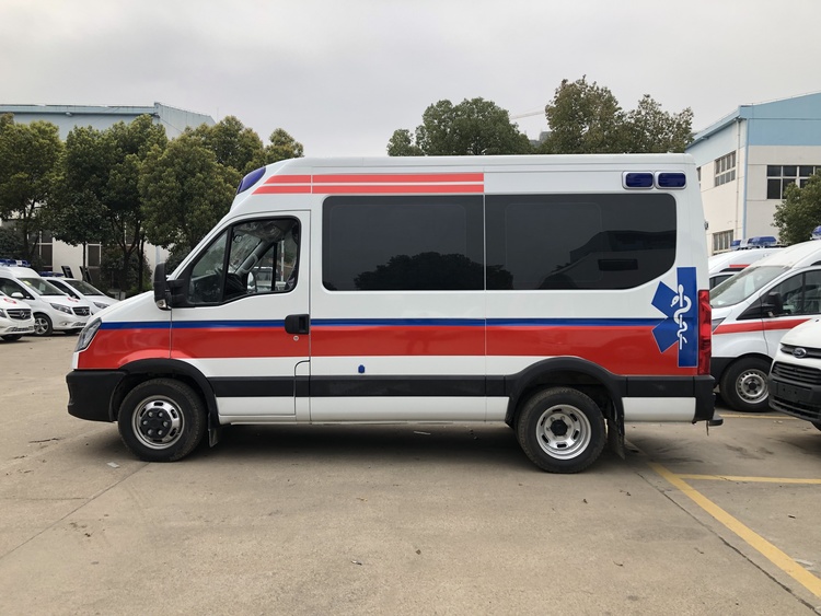 依维柯欧胜救护车