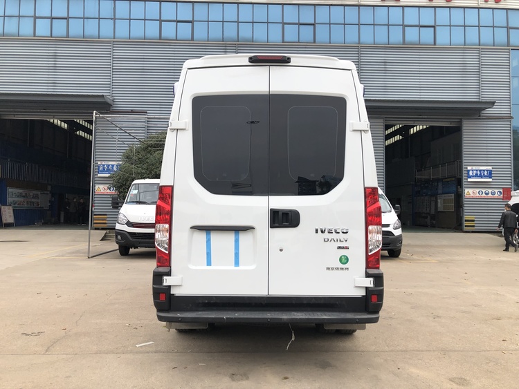 依维柯欧胜救护车