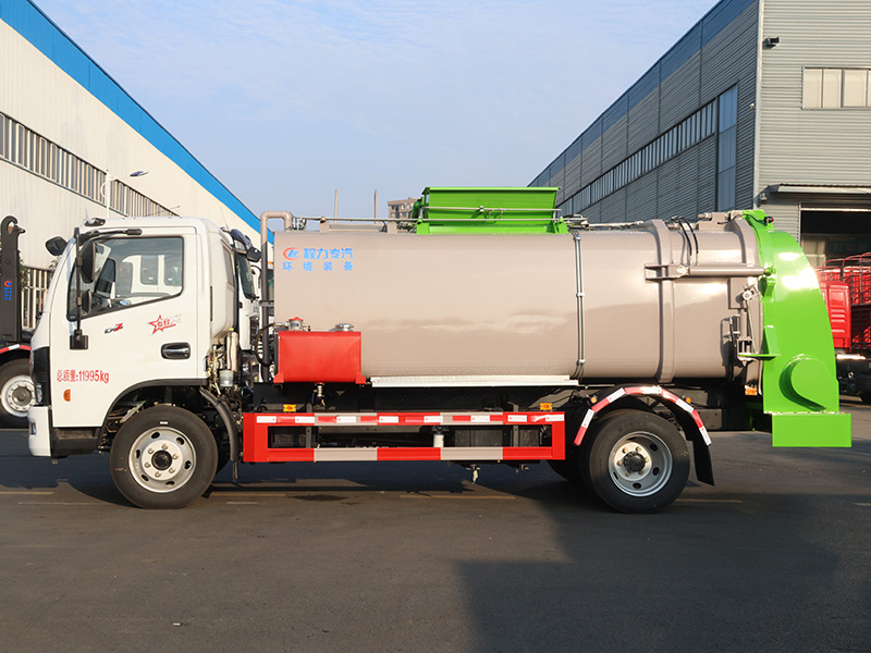 东风多利卡D7餐厨垃圾车