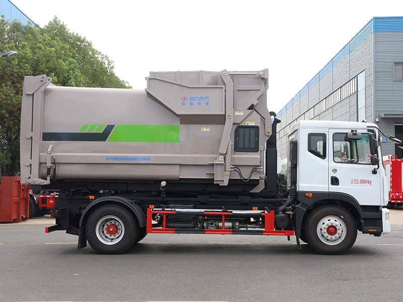 单桥东风多利卡D9勾臂垃圾车