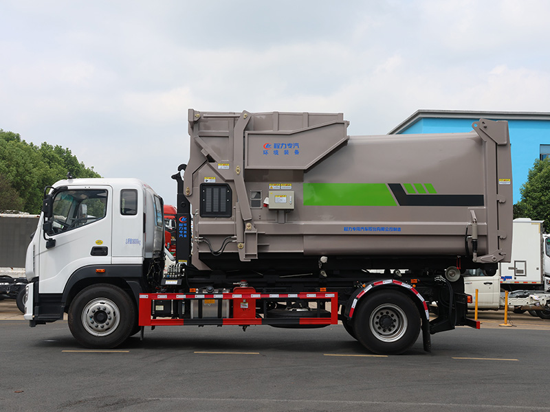 单桥福田奥铃勾臂垃圾车