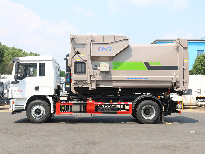 单桥陕汽德龙L3000勾臂垃圾车