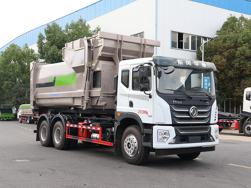 后双桥东风华神T5勾臂垃圾车