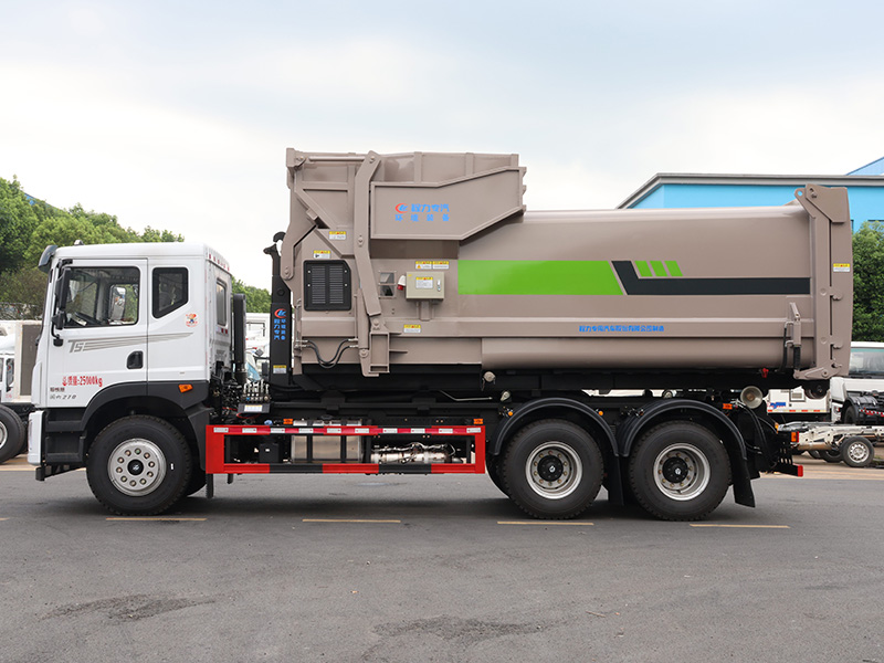 后双桥东风华神T5勾臂垃圾车