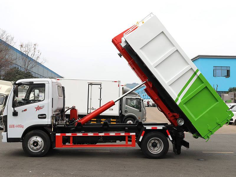 蓝牌东风多利卡D6套臂勾臂垃圾车