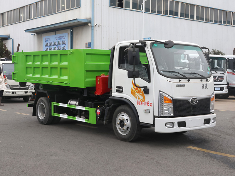 蓝牌重汽豪曼套臂勾臂垃圾车