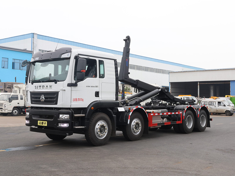 前四后八重汽汕德卡勾臂垃圾车