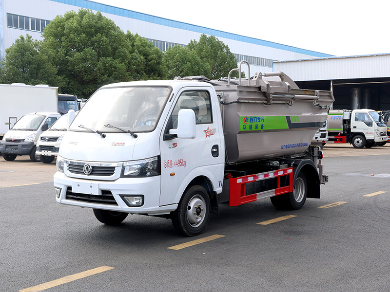 东风途逸后挂垃圾车