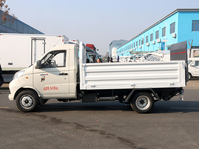 福田祥菱V2桶装垃圾车