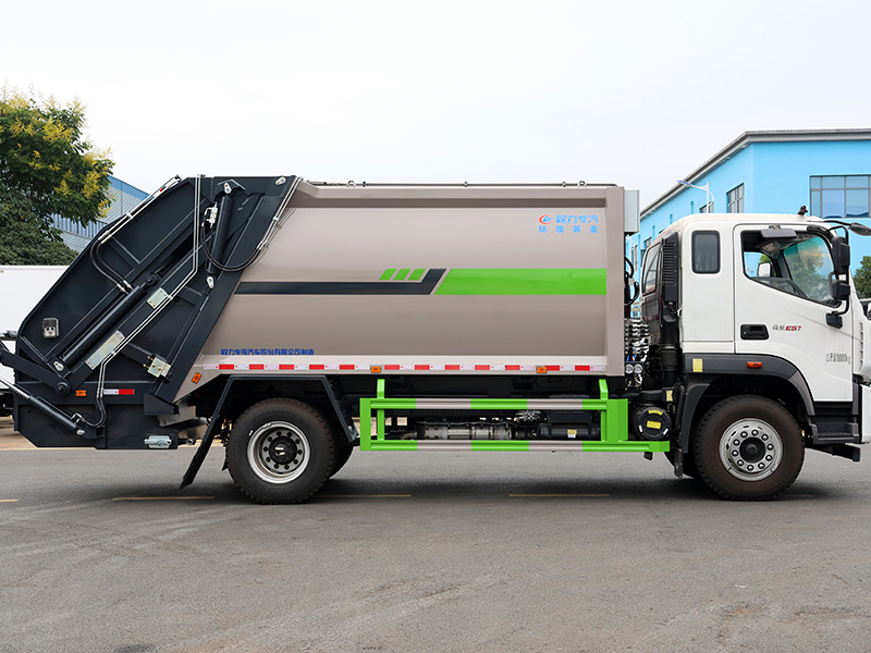 福田领航ES7（新样式）压缩垃圾车