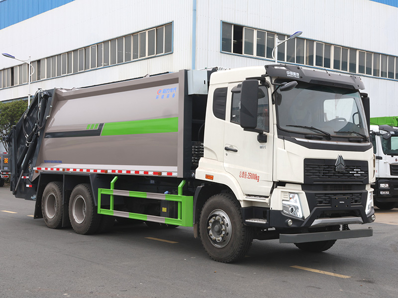 重汽后双桥压缩垃圾车