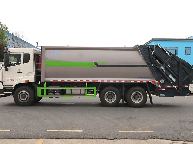 重汽后双桥压缩垃圾车