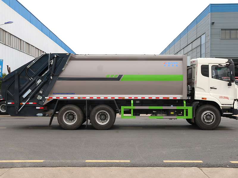 重汽后双桥压缩垃圾车