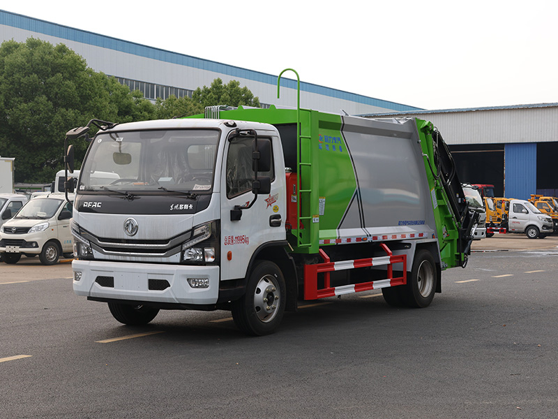 东风多利卡D7（9方常规款定制油漆）压缩垃圾车