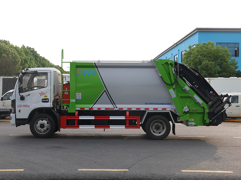 东风多利卡D7（9方常规款定制油漆）压缩垃圾车