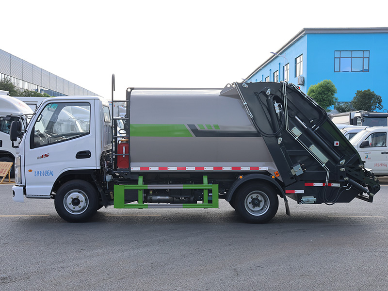 东风小霸王（新样式）压缩垃圾车