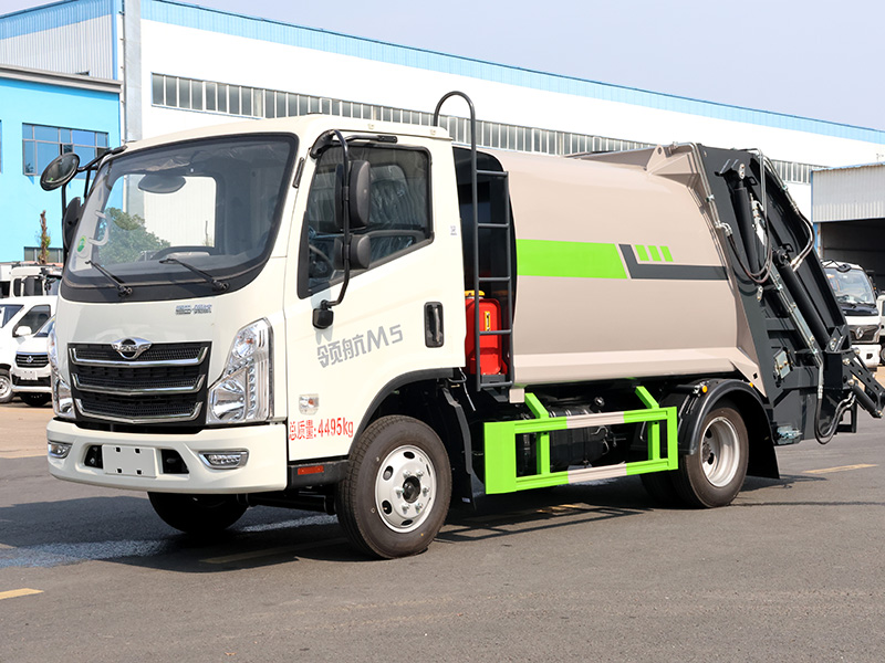 福田领航M5（新样式）压缩垃圾车