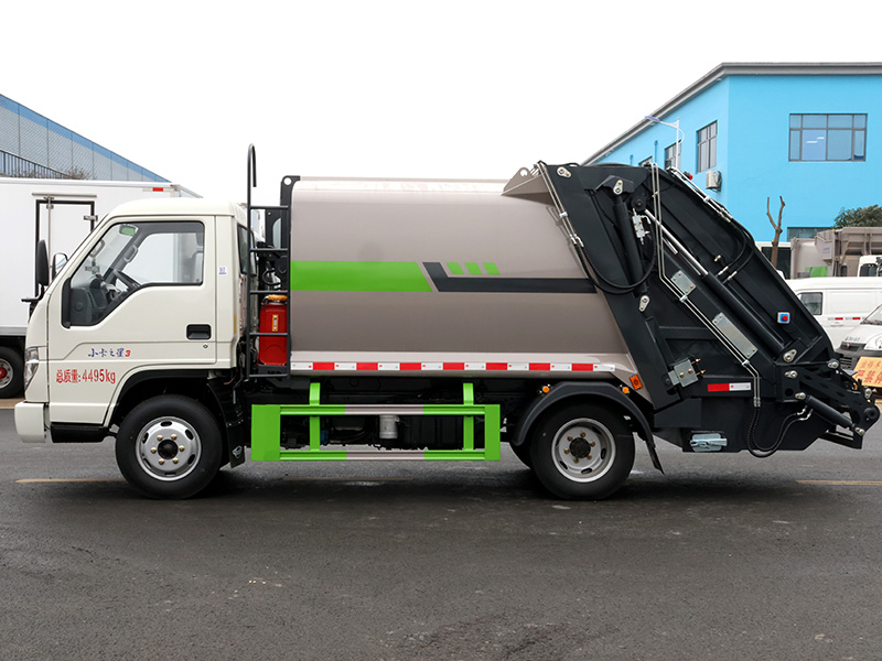 福田小卡之星3（5.8方弧形箱体）压缩垃圾车