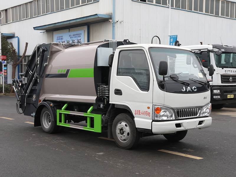 江淮康玲（5.8方弧形箱体）压缩垃圾车