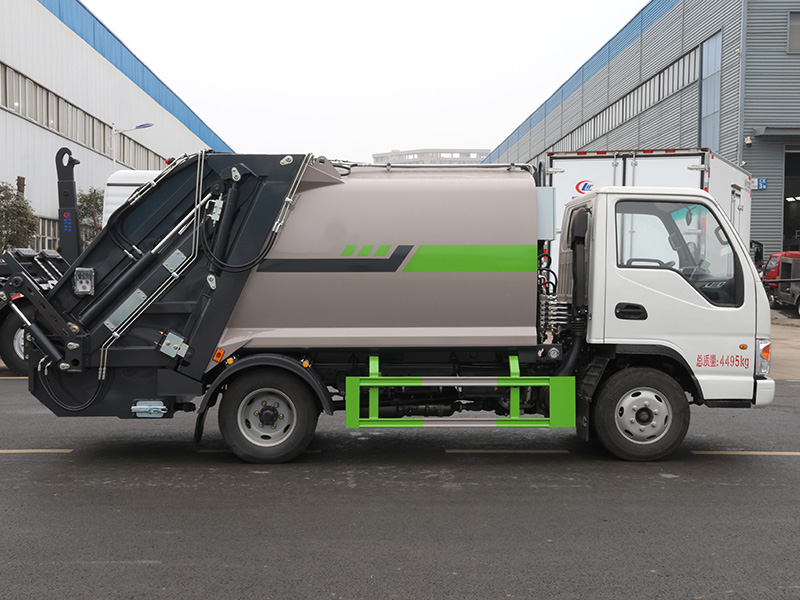 江淮康玲（5.8方弧形箱体）压缩垃圾车