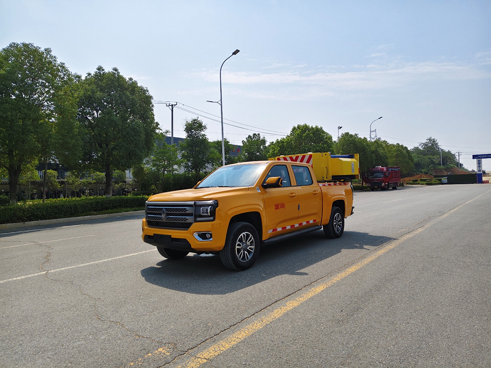 CL5030TFZ6ADZ防撞缓冲车