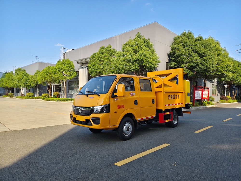 CL5040TFZ6ADZ  防撞缓冲车